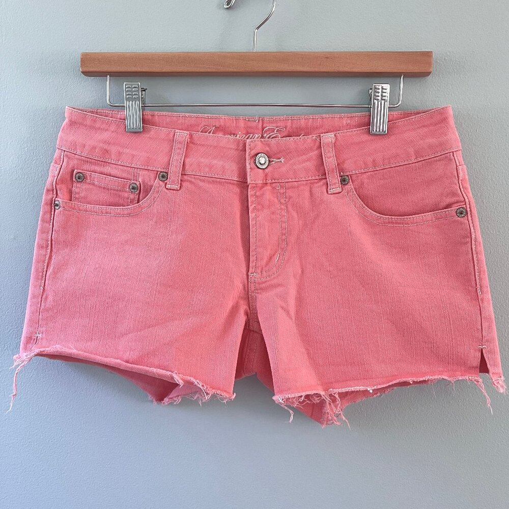 American Eagle pink raw-hem shorts